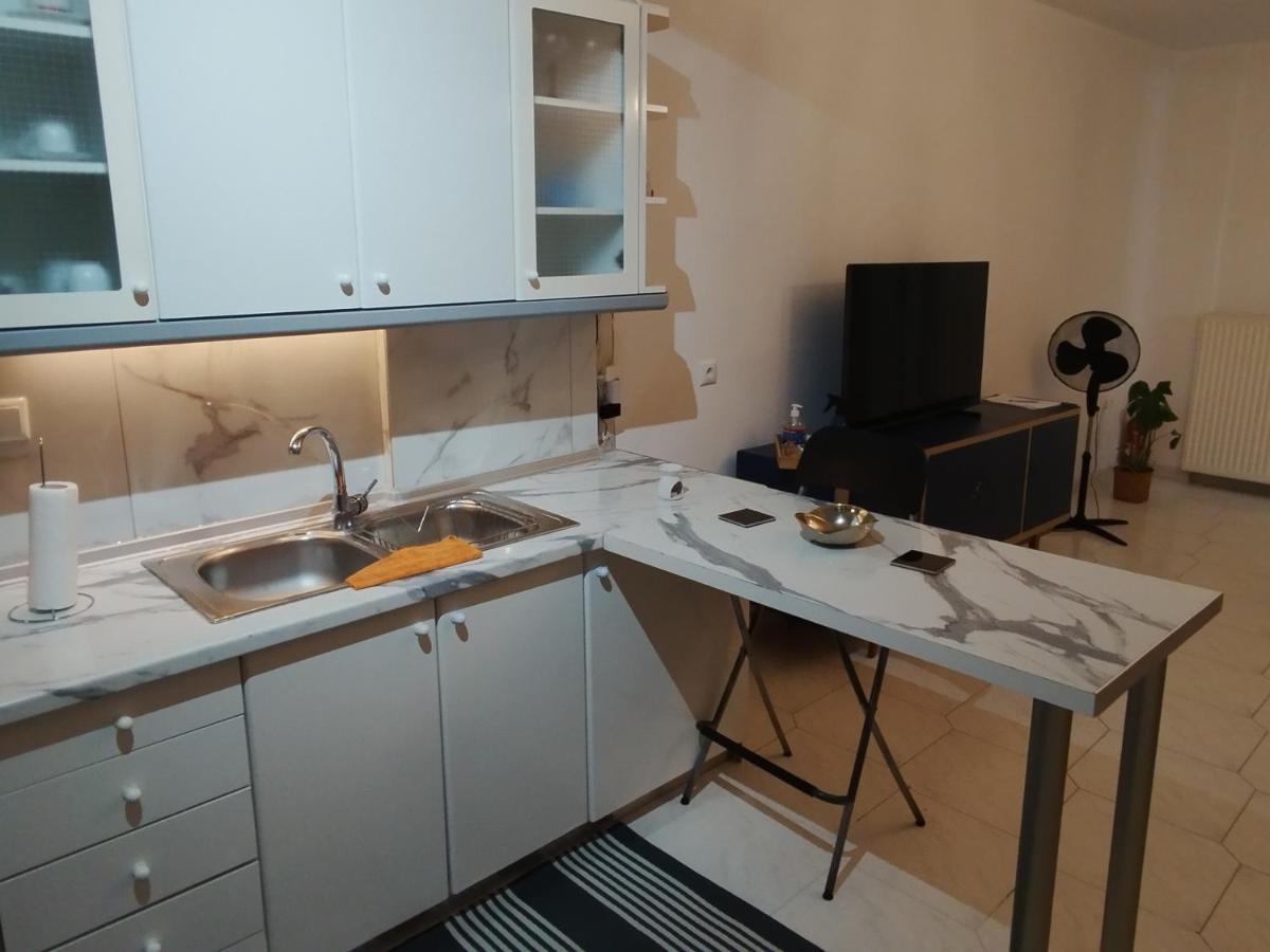 Ferienwohnung Η Ελπίδα Και Η Γιάννα Ξεκίνησαν Ένα Χώρο Cute Volos Exterior foto